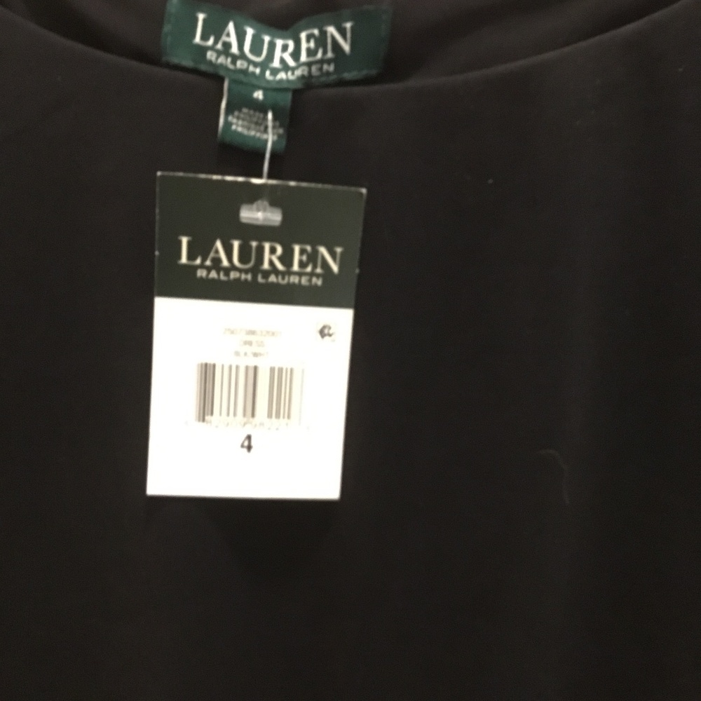 Lauren cape dress NWT made of heavy jersey knit size 4